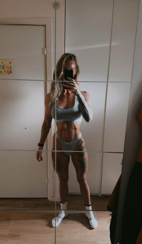 Foto desnuda filtrada de OnlyFans de Strawberry