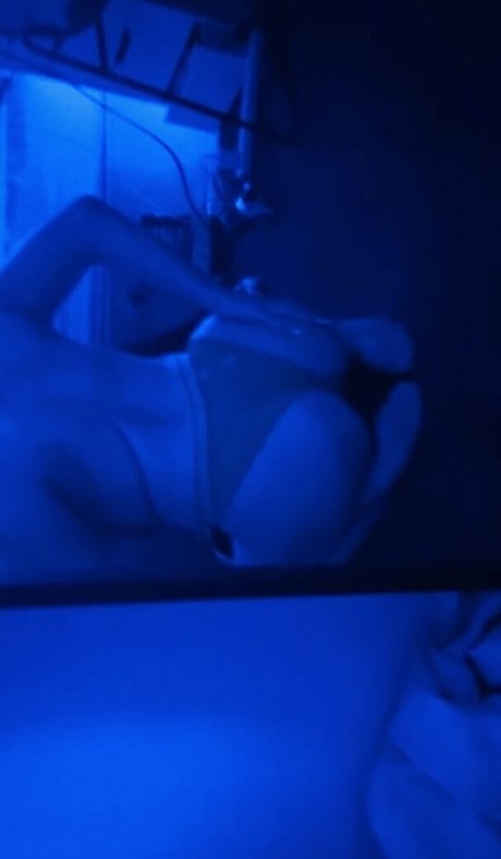 Foto desnuda filtrada de OnlyFans de Emilypagee