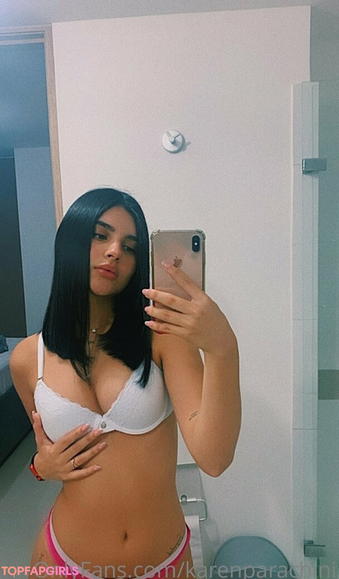 Foto desnuda filtrada de OnlyFans de Karen Facundo #46 Foto desnuda filtrada de OnlyFans de Karen Facundo #46