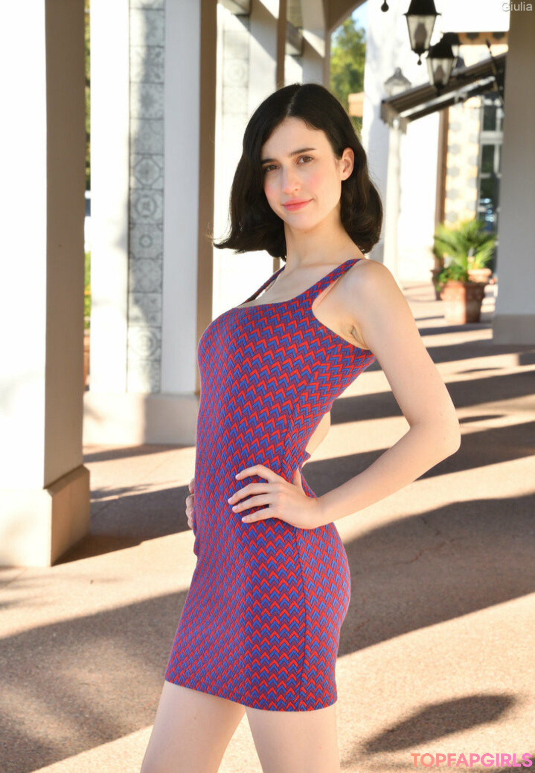 Foto desnuda filtrada de OnlyFans de Giulia Wylde #350 Foto desnuda filtrada de OnlyFans de Giulia Wylde #350