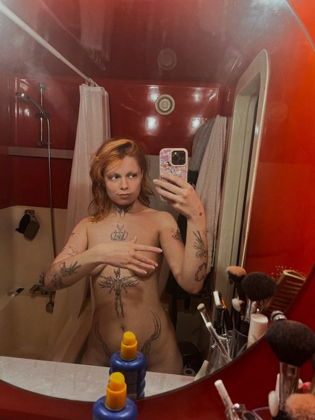 Foto desnuda filtrada de OnlyFans de The Cutest Devil