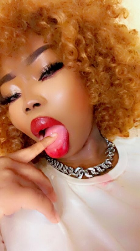 Foto desnuda filtrada de OnlyFans de Tokyotea