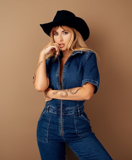 Foto desnuda filtrada de OnlyFans de Ramona Jst