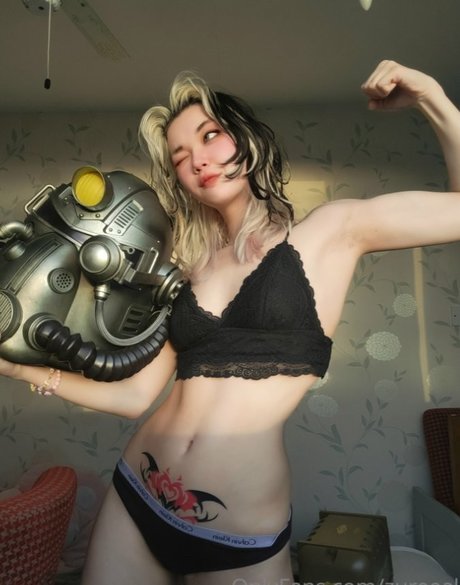 Foto desnuda filtrada de OnlyFans de Zureeal