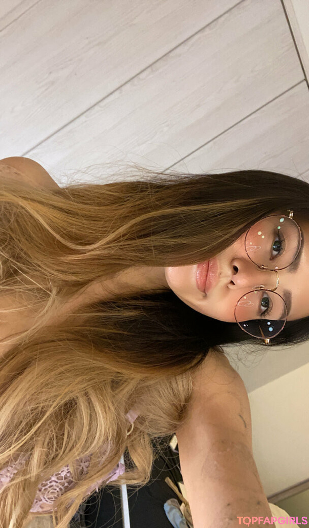 Foto desnuda filtrada de OnlyFans de Raelilblack #2749 Foto desnuda filtrada de OnlyFans de Raelilblack #2749