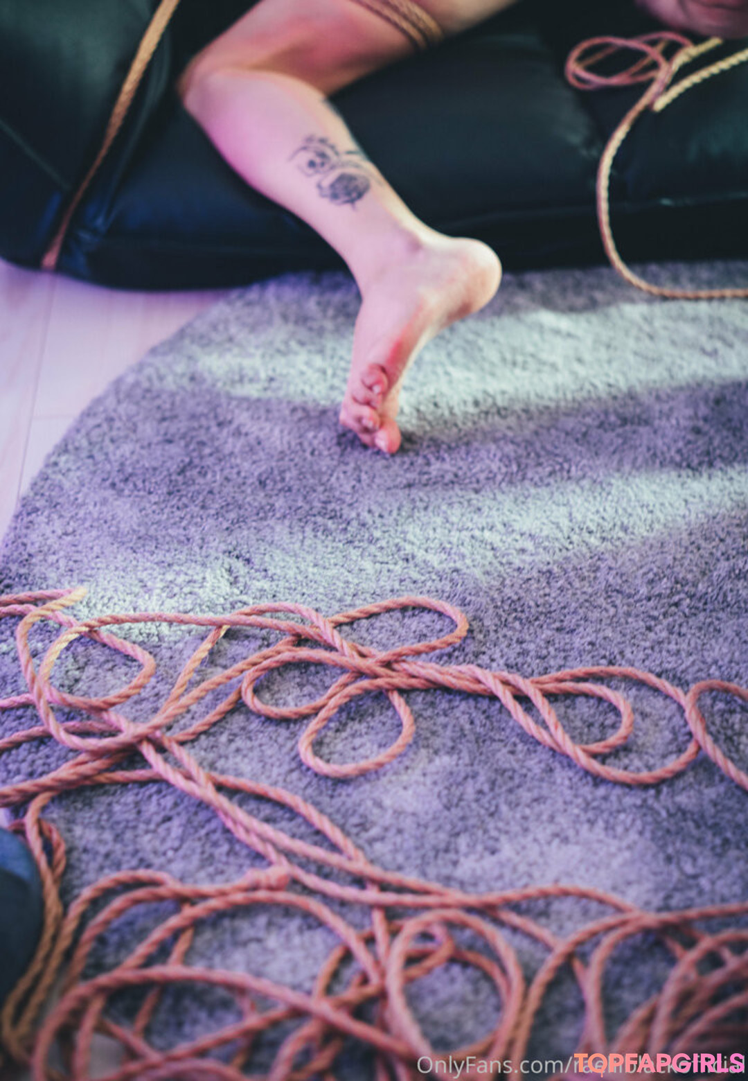 Foto desnuda filtrada de OnlyFans de Raelilblack #2877 Foto desnuda filtrada de OnlyFans de Raelilblack #2877