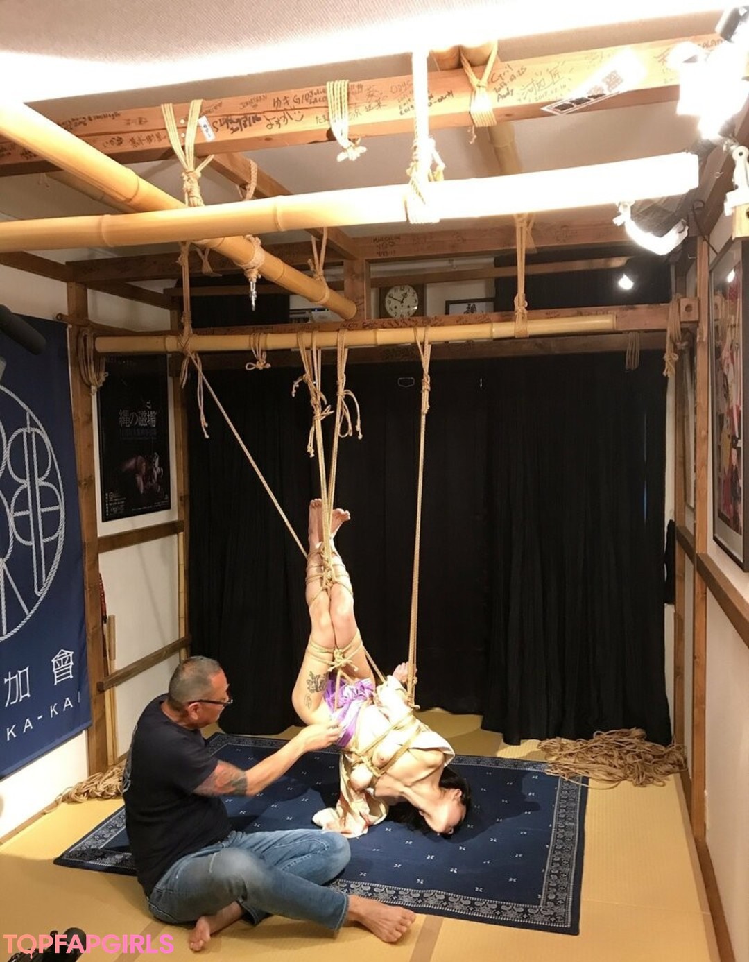 Foto desnuda filtrada de OnlyFans de Raelilblack #2891 Foto desnuda filtrada de OnlyFans de Raelilblack #2891