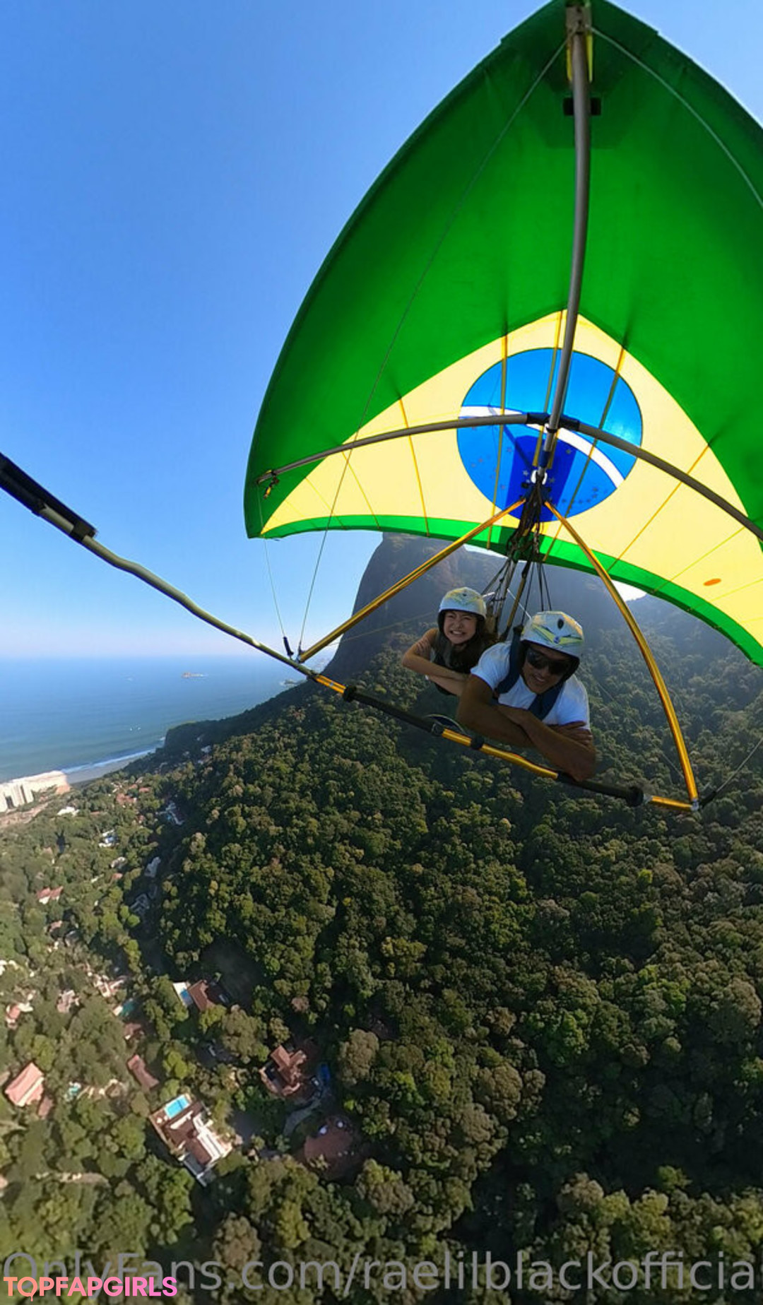 Foto desnuda filtrada de OnlyFans de Raelilblack #3231 Foto desnuda filtrada de OnlyFans de Raelilblack #3231