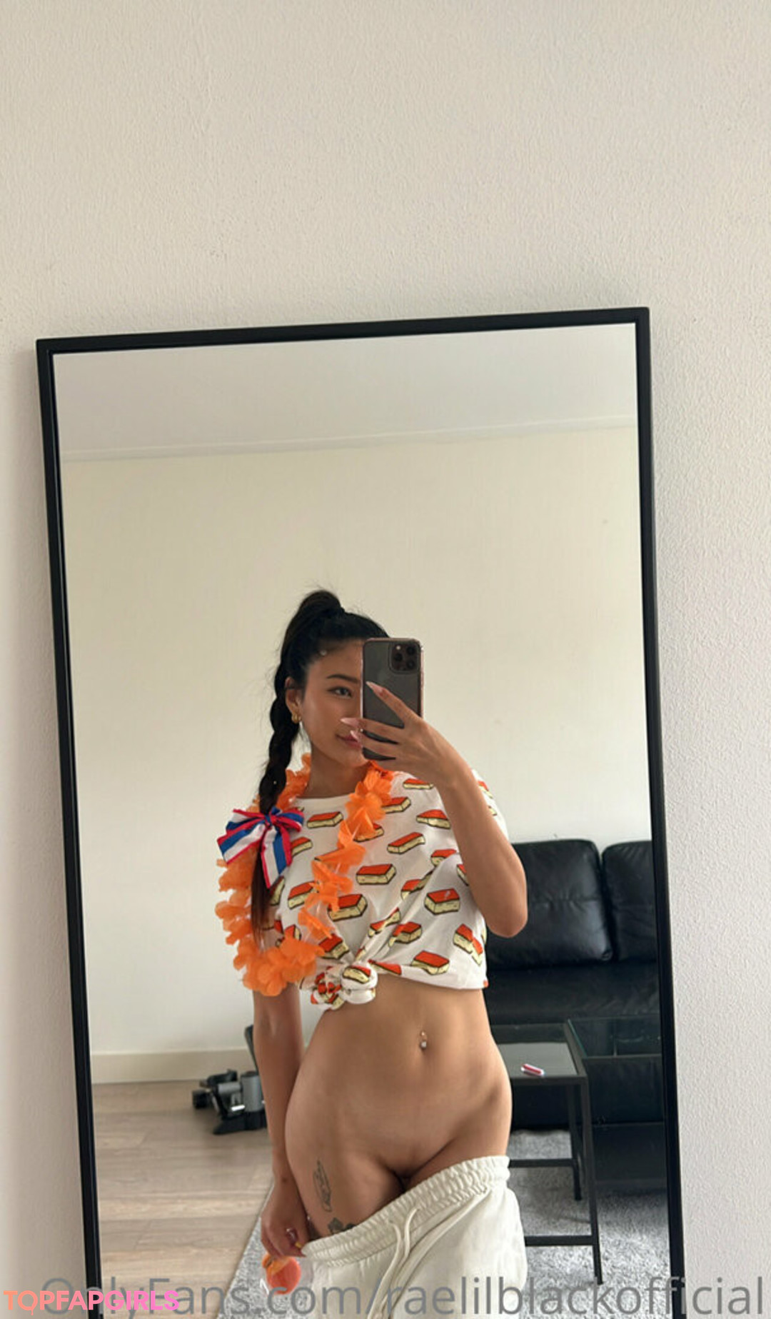 Foto desnuda filtrada de OnlyFans de Raelilblack #990 Foto desnuda filtrada de OnlyFans de Raelilblack #990