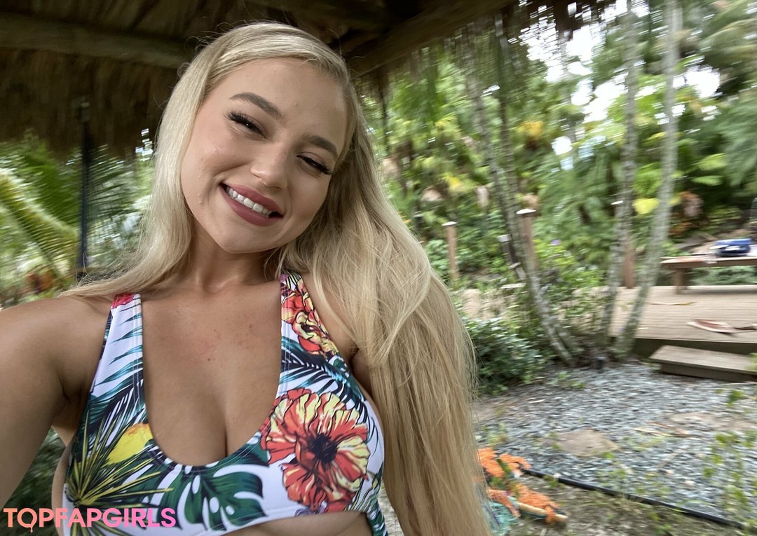 Foto desnuda filtrada de OnlyFans de Blake Blossom #217 Foto desnuda filtrada de OnlyFans de Blake Blossom #217