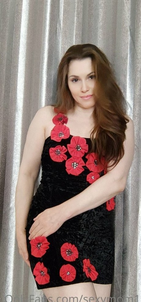 Foto desnuda filtrada de OnlyFans de Sexy Mom