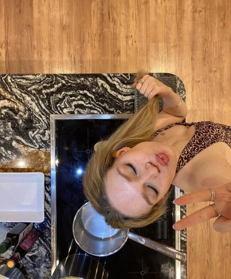 Foto desnuda filtrada de OnlyFans de Sapphire Upshall