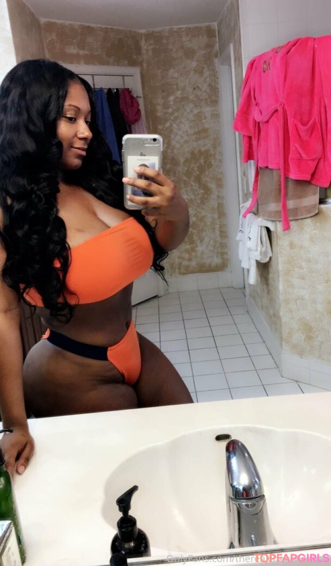 Foto desnuda filtrada de OnlyFans de Therealchanellealicia #13 Foto desnuda filtrada de OnlyFans de Therealchanellealicia #13