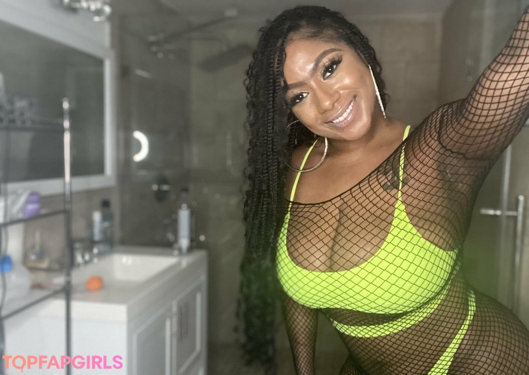Foto desnuda filtrada de OnlyFans de Therealchanellealicia #37 Foto desnuda filtrada de OnlyFans de Therealchanellealicia #37