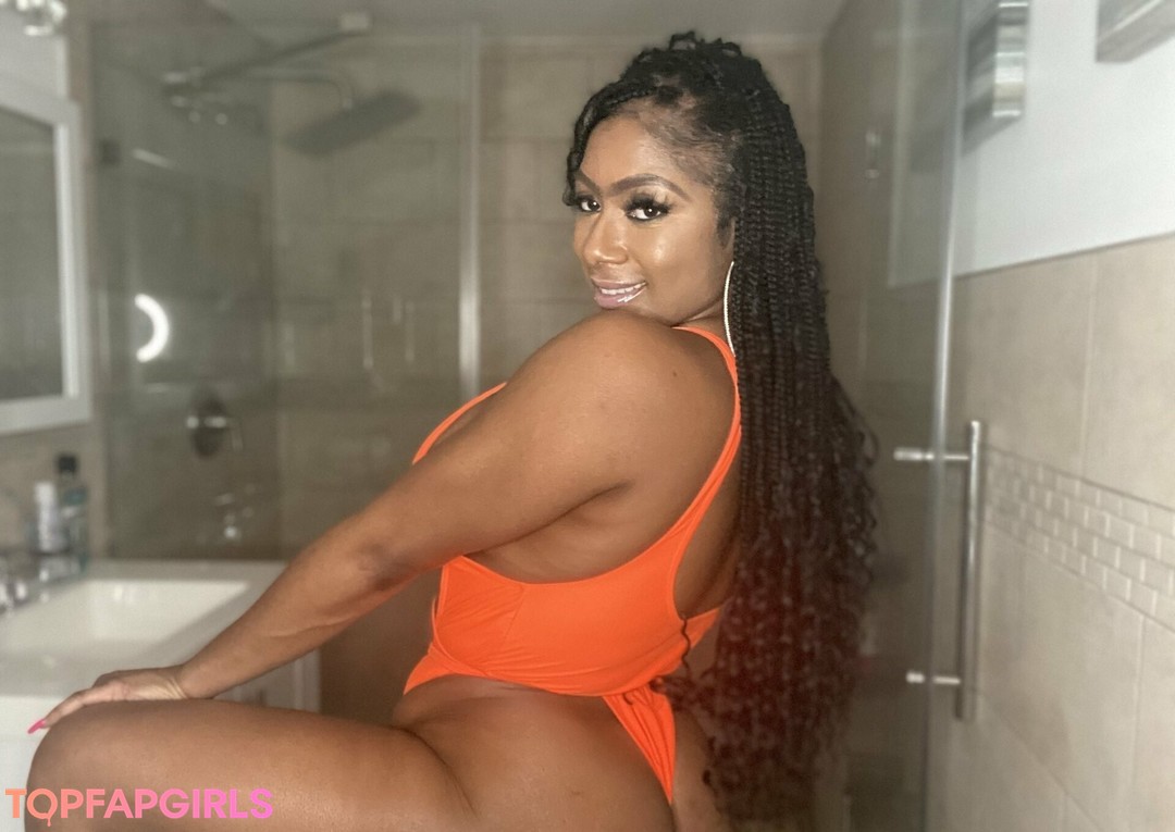 Foto desnuda filtrada de OnlyFans de Therealchanellealicia #42 Foto desnuda filtrada de OnlyFans de Therealchanellealicia #42
