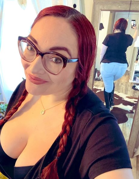 Allie Wayne