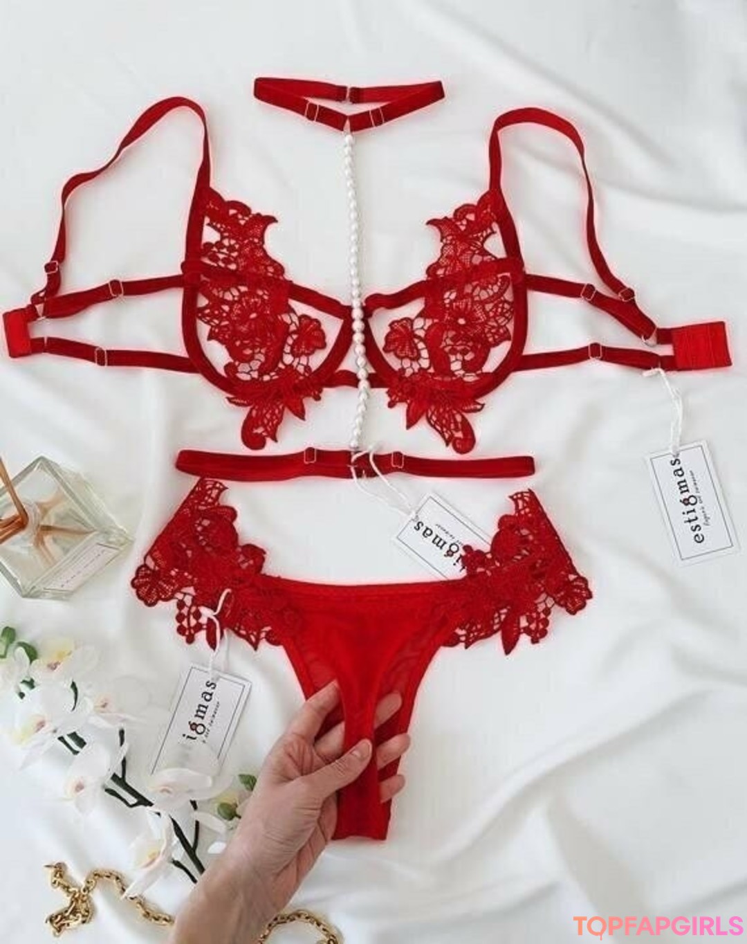 Foto desnuda filtrada de OnlyFans de Anikahazefreeee #21 Foto desnuda filtrada de OnlyFans de Anikahazefreeee #21