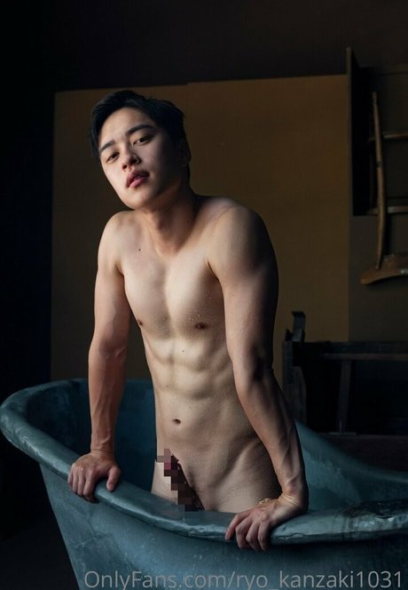 Foto desnuda filtrada de OnlyFans de Ryokanzaki1031