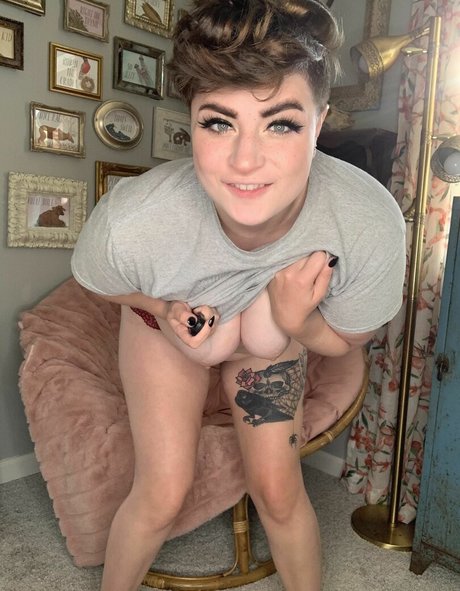 Foto desnuda filtrada de OnlyFans de Vintagevogue