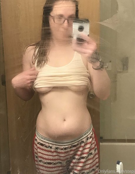 Foto desnuda filtrada de OnlyFans de Stepj