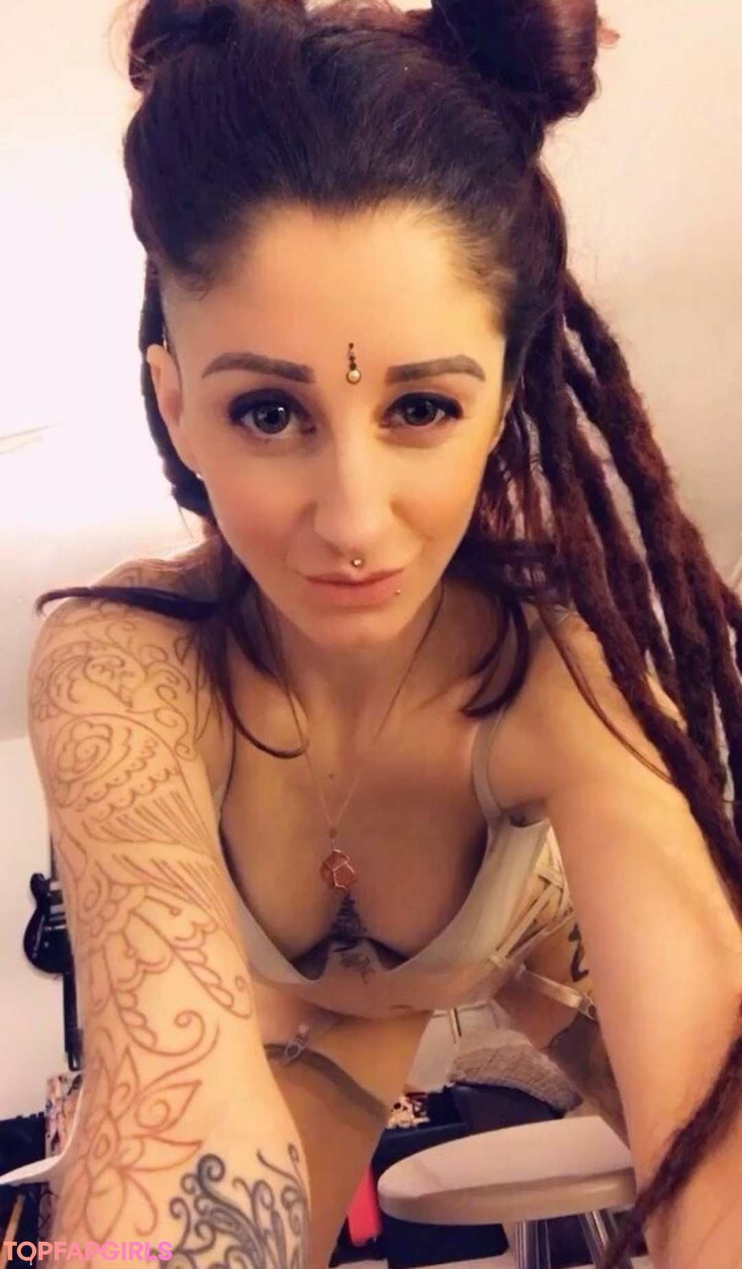 Foto desnuda filtrada de OnlyFans de Xxmelodyfxx31xx #65 Foto desnuda filtrada de OnlyFans de Xxmelodyfxx31xx #65