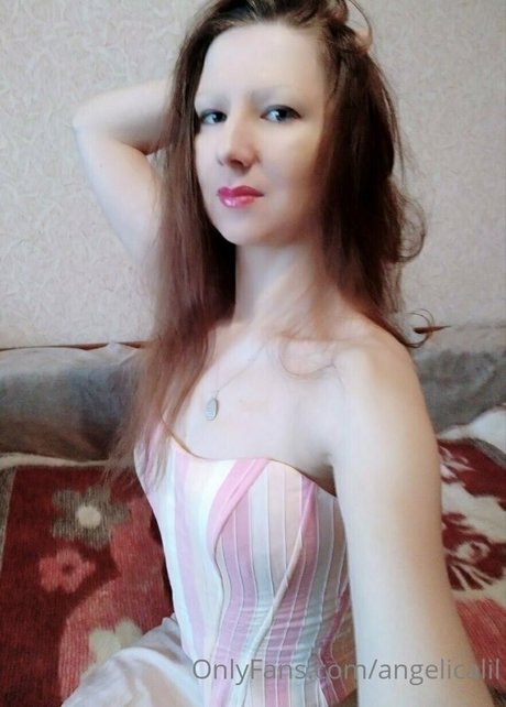 Foto desnuda filtrada de OnlyFans de Angelicalil