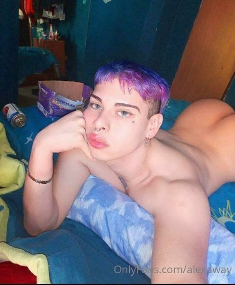 Foto desnuda filtrada de OnlyFans de Alexaway