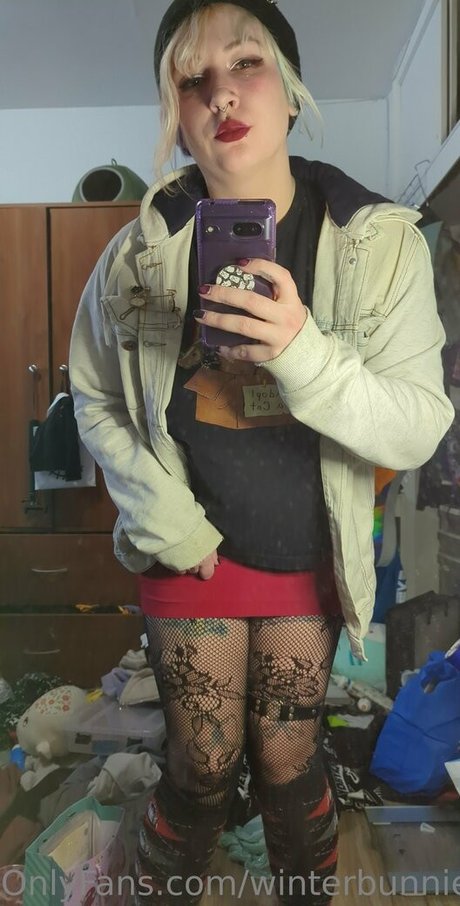 Winterbunnieeoffree
