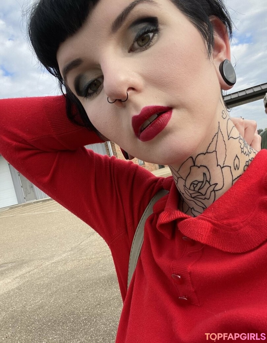 Foto desnuda filtrada de OnlyFans de Moremoiraxoxo #59 Foto desnuda filtrada de OnlyFans de Moremoiraxoxo #59