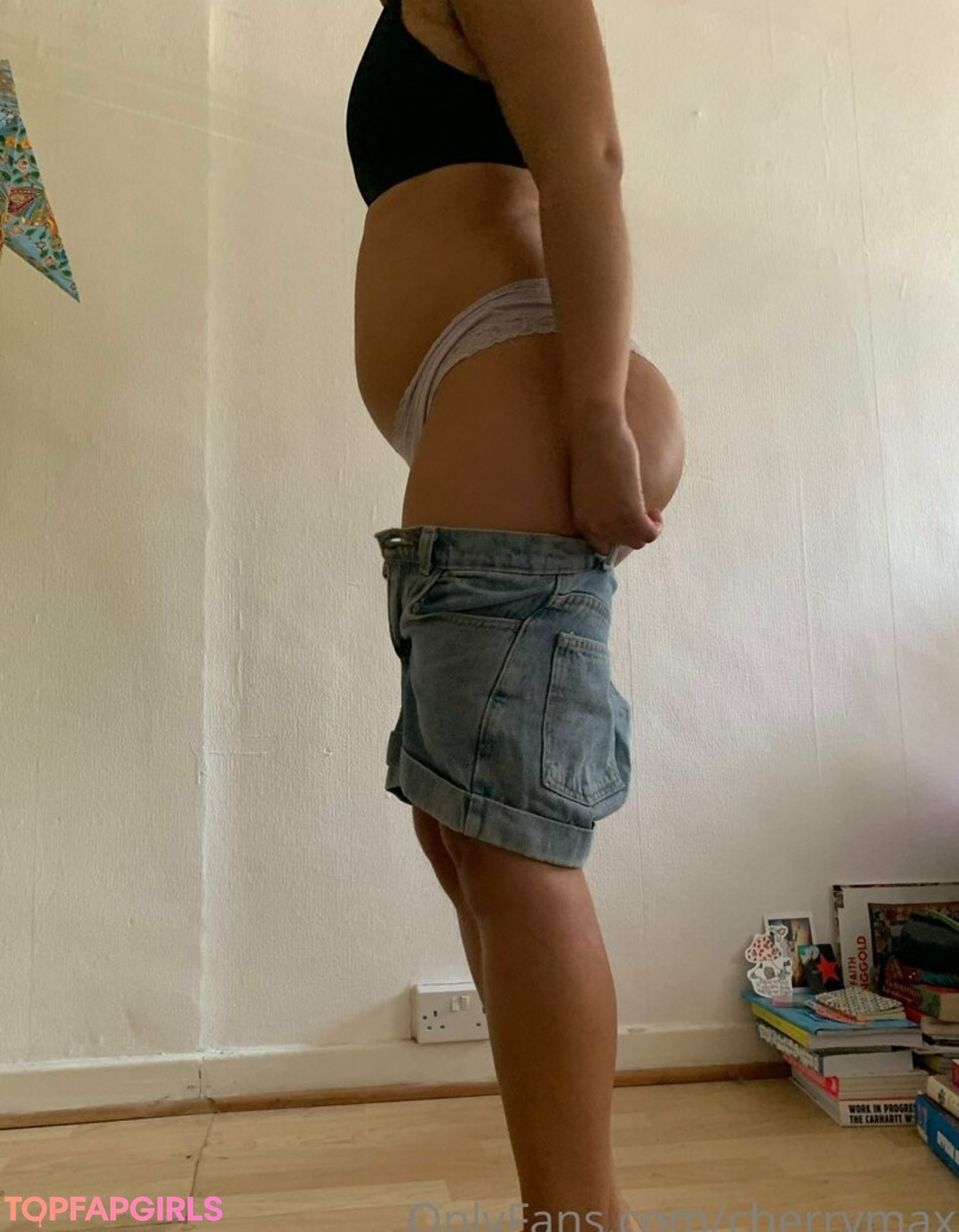 Foto desnuda filtrada de OnlyFans de Cherrymaxx #119 Foto desnuda filtrada de OnlyFans de Cherrymaxx #119