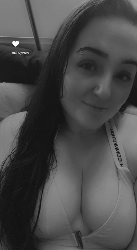 Foto desnuda filtrada de OnlyFans de Beckdoesof
