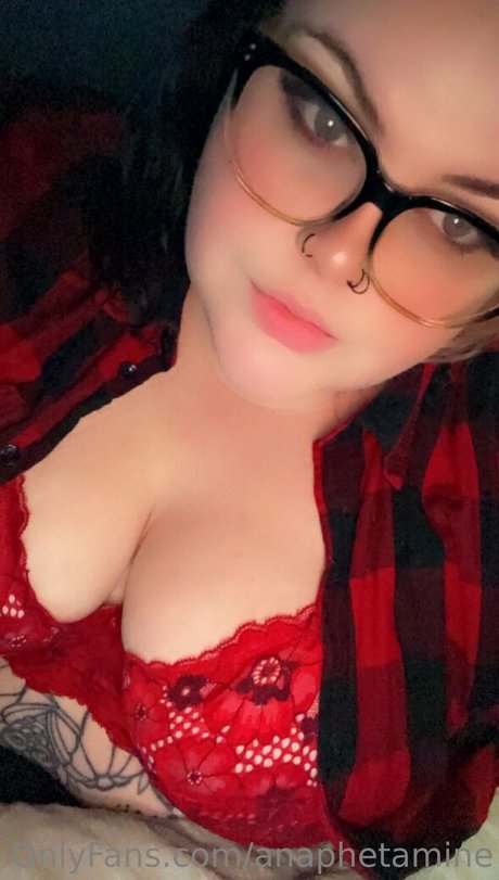 Foto desnuda filtrada de OnlyFans de Anaphetamine