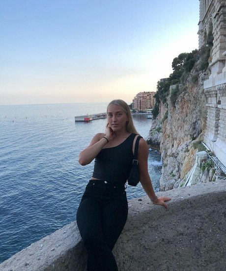 Foto desnuda filtrada de OnlyFans de Juliette Bossu
