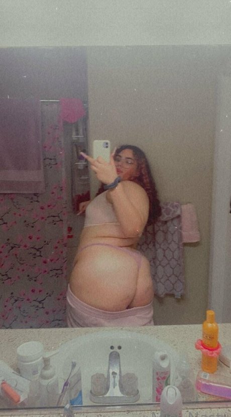 Foto desnuda filtrada de OnlyFans de Missnaasssttyyyy