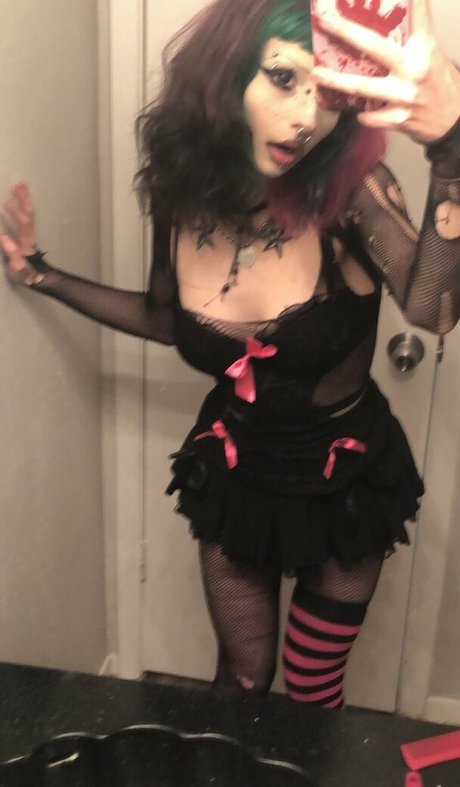 Foto desnuda filtrada de OnlyFans de Betty Spook