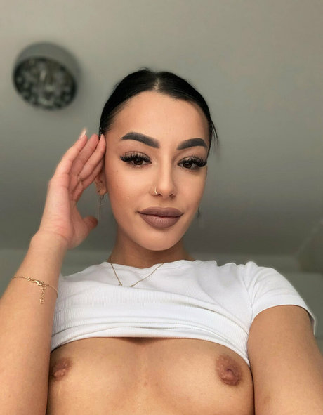 Medeea_Larisa