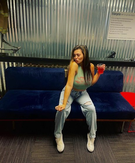 Foto desnuda filtrada de OnlyFans de Kaylee Burnett