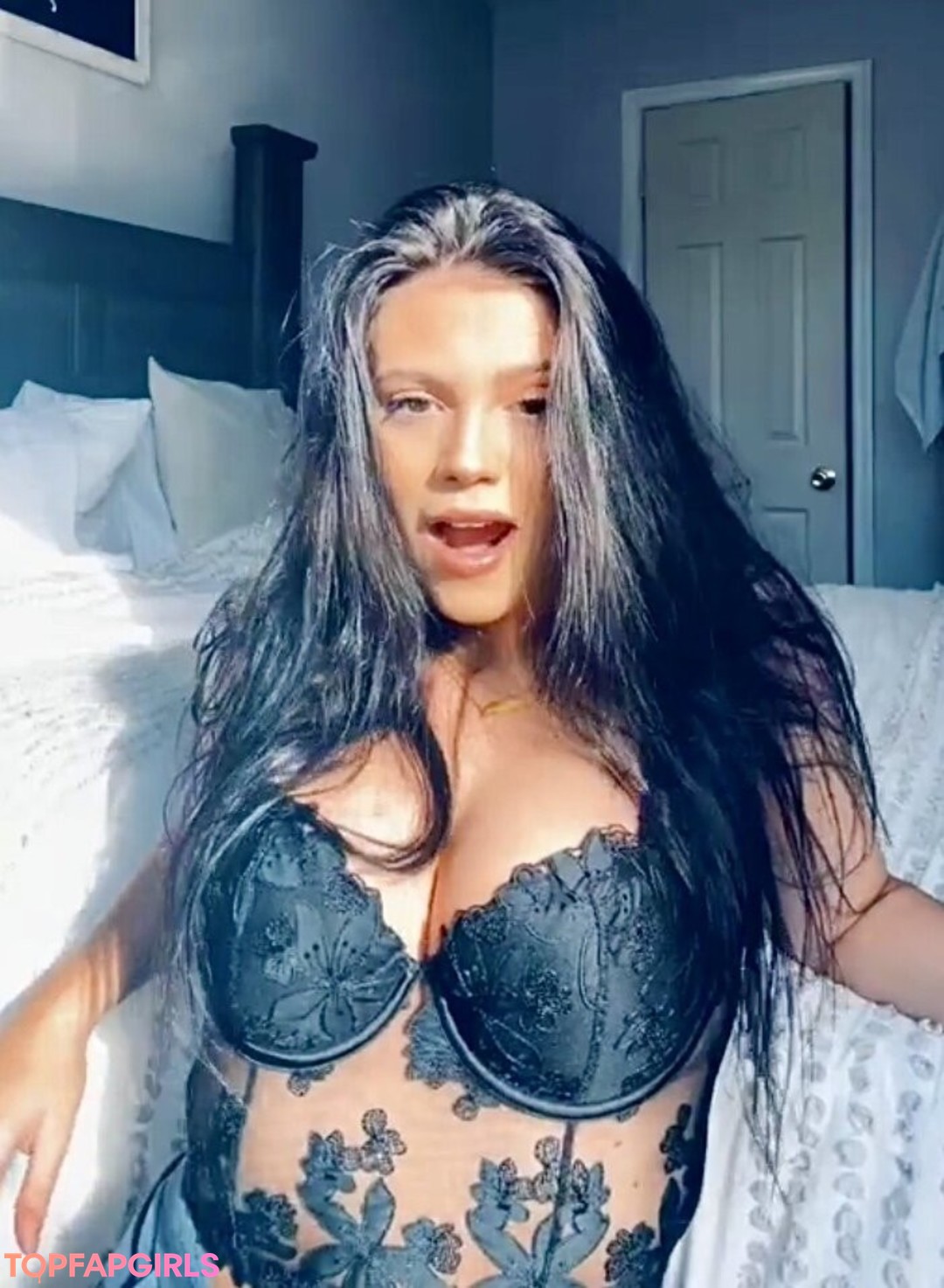 Foto desnuda filtrada de OnlyFans de Kaylee Burnett #92 Foto desnuda filtrada de OnlyFans de Kaylee Burnett #92