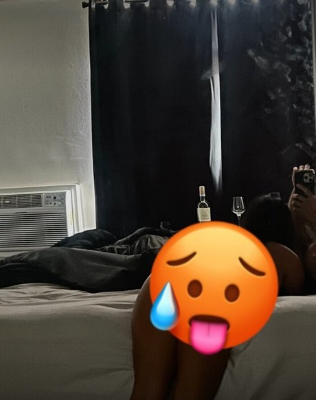 Foto desnuda filtrada de OnlyFans de Daria Hadipour