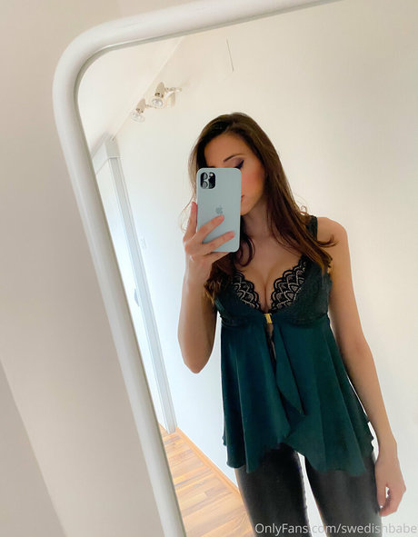 Foto desnuda filtrada de OnlyFans de Swedishbabe