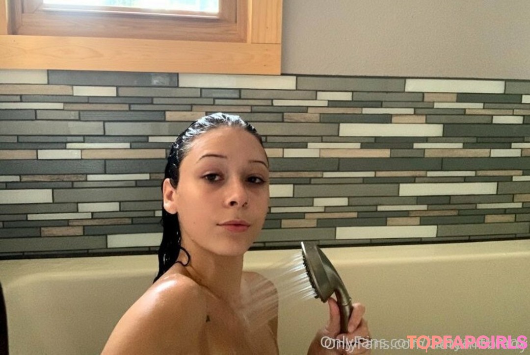 Foto desnuda filtrada de OnlyFans de Babyautumnx #43 Foto desnuda filtrada de OnlyFans de Babyautumnx #43