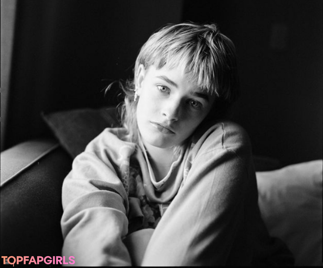 Foto desnuda filtrada de OnlyFans de Esther Mcgregor #122 Foto desnuda filtrada de OnlyFans de Esther Mcgregor #122