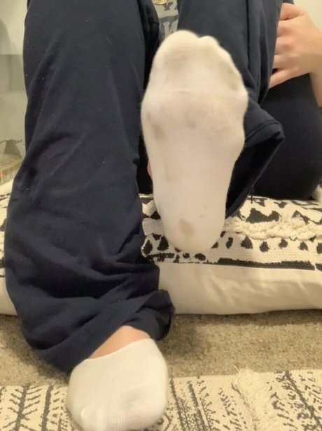Kayla.footsie