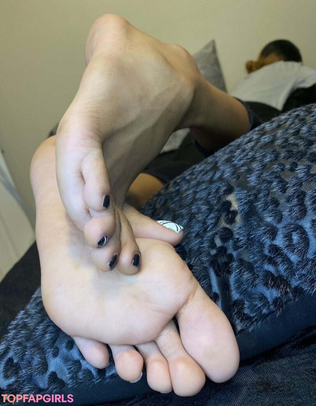 Foto desnuda filtrada de OnlyFans de Tenlittoes #26 Foto desnuda filtrada de OnlyFans de Tenlittoes #26