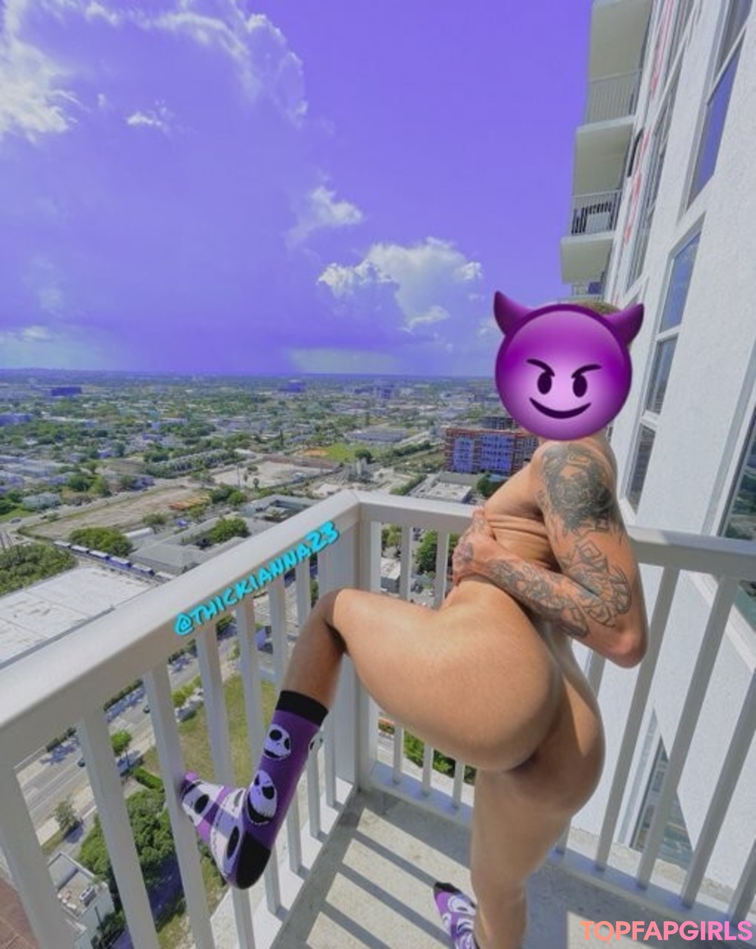 Foto desnuda filtrada de OnlyFans de Thickianna23 #19 Foto desnuda filtrada de OnlyFans de Thickianna23 #19