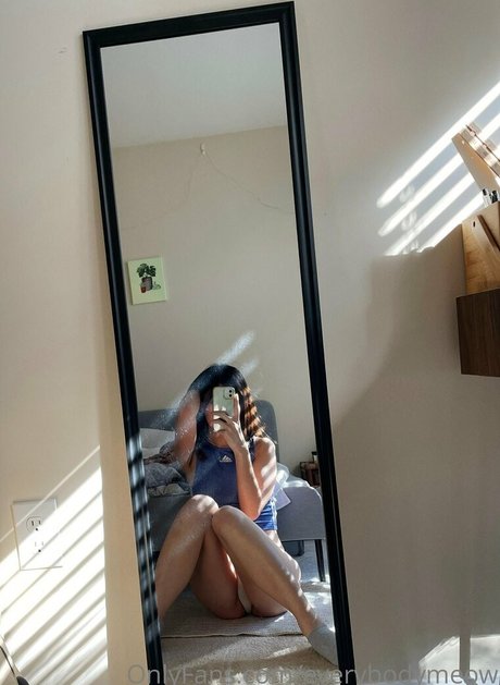 Foto desnuda filtrada de OnlyFans de Everybodymeow