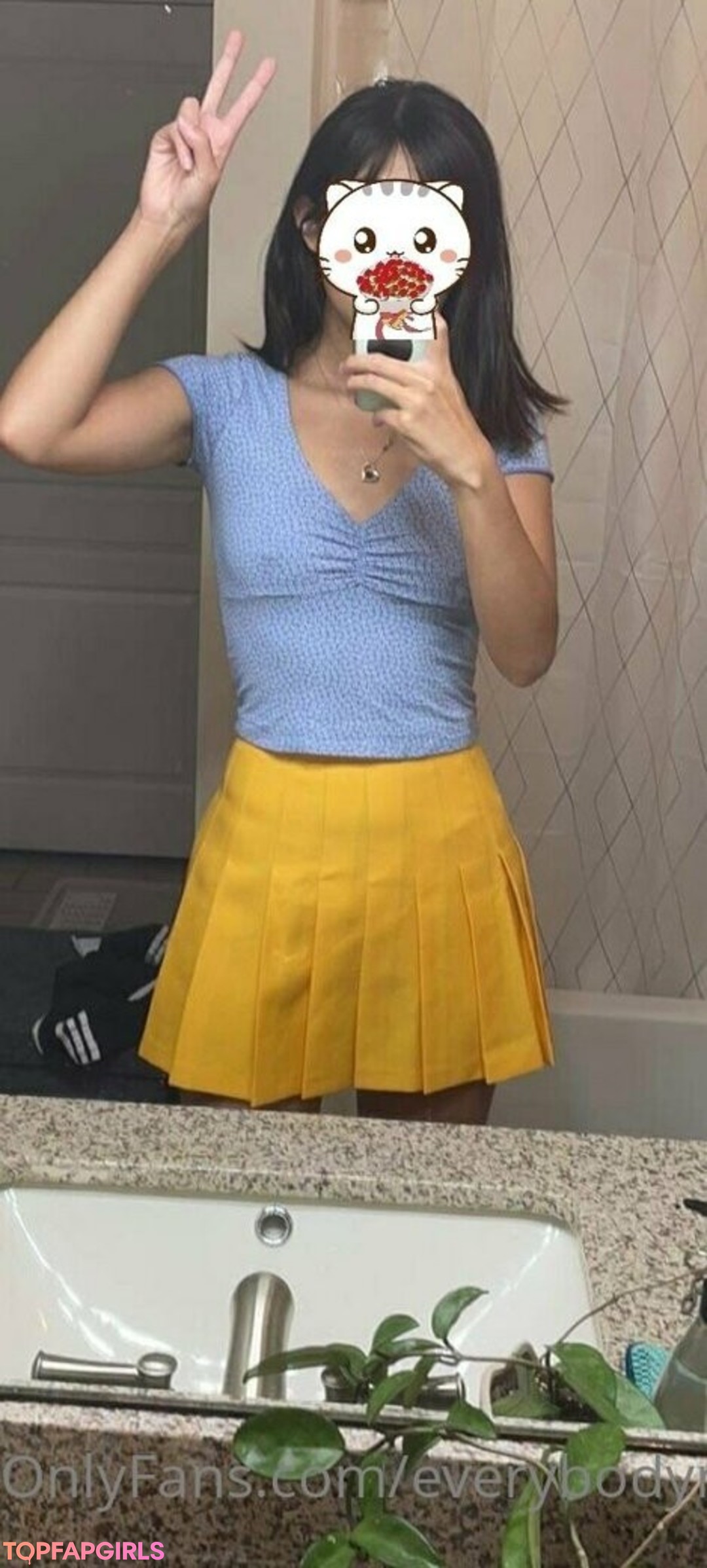 Foto desnuda filtrada de OnlyFans de Everybodymeow #45 Foto desnuda filtrada de OnlyFans de Everybodymeow #45