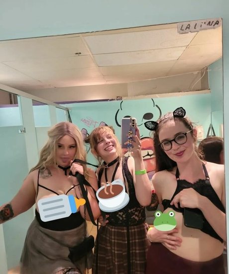 Dianalikesclowns