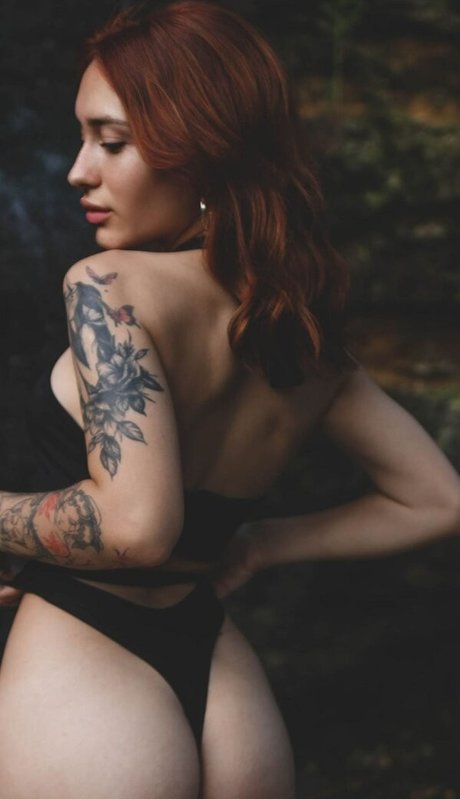 Foto desnuda filtrada de OnlyFans de Ihtiandraa