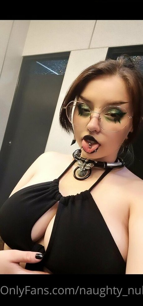 Naughtynuka
